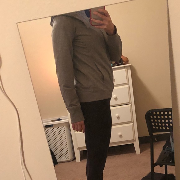 Lululemon zip up - Picture 7 of 8